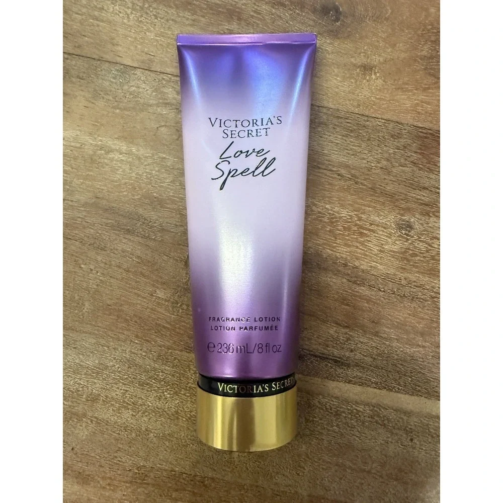 Victoria's Secret LOVE SPELL Fragrance Lotion 8 fl oz